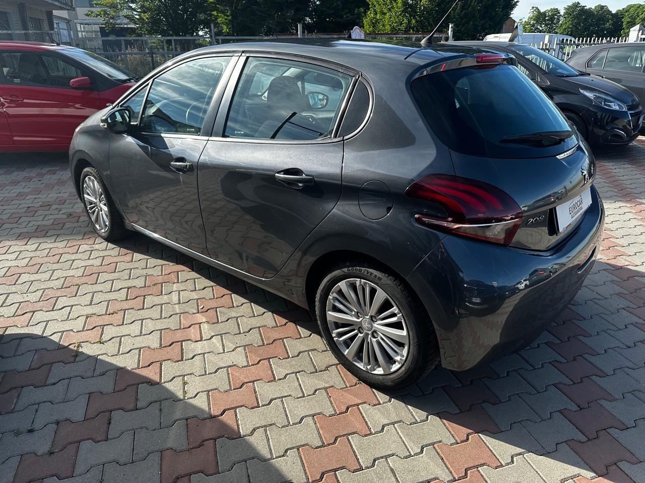 Peugeot 208 PureTech 82 5 porte Access