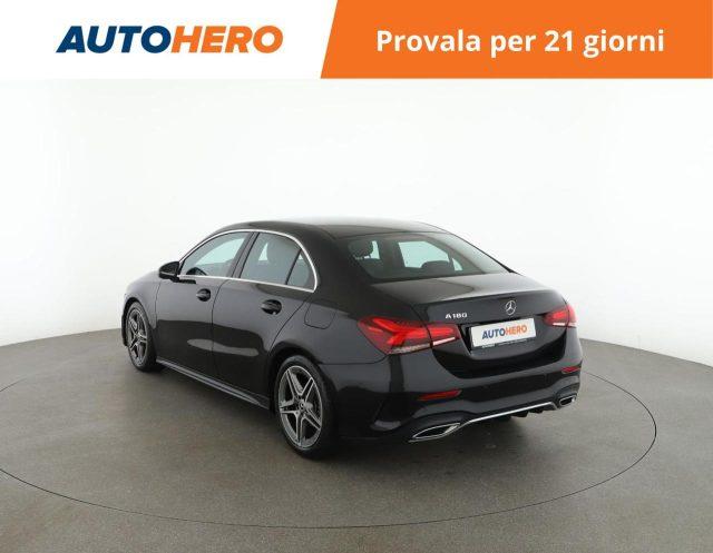 MERCEDES-BENZ A 180 Automatic Premium