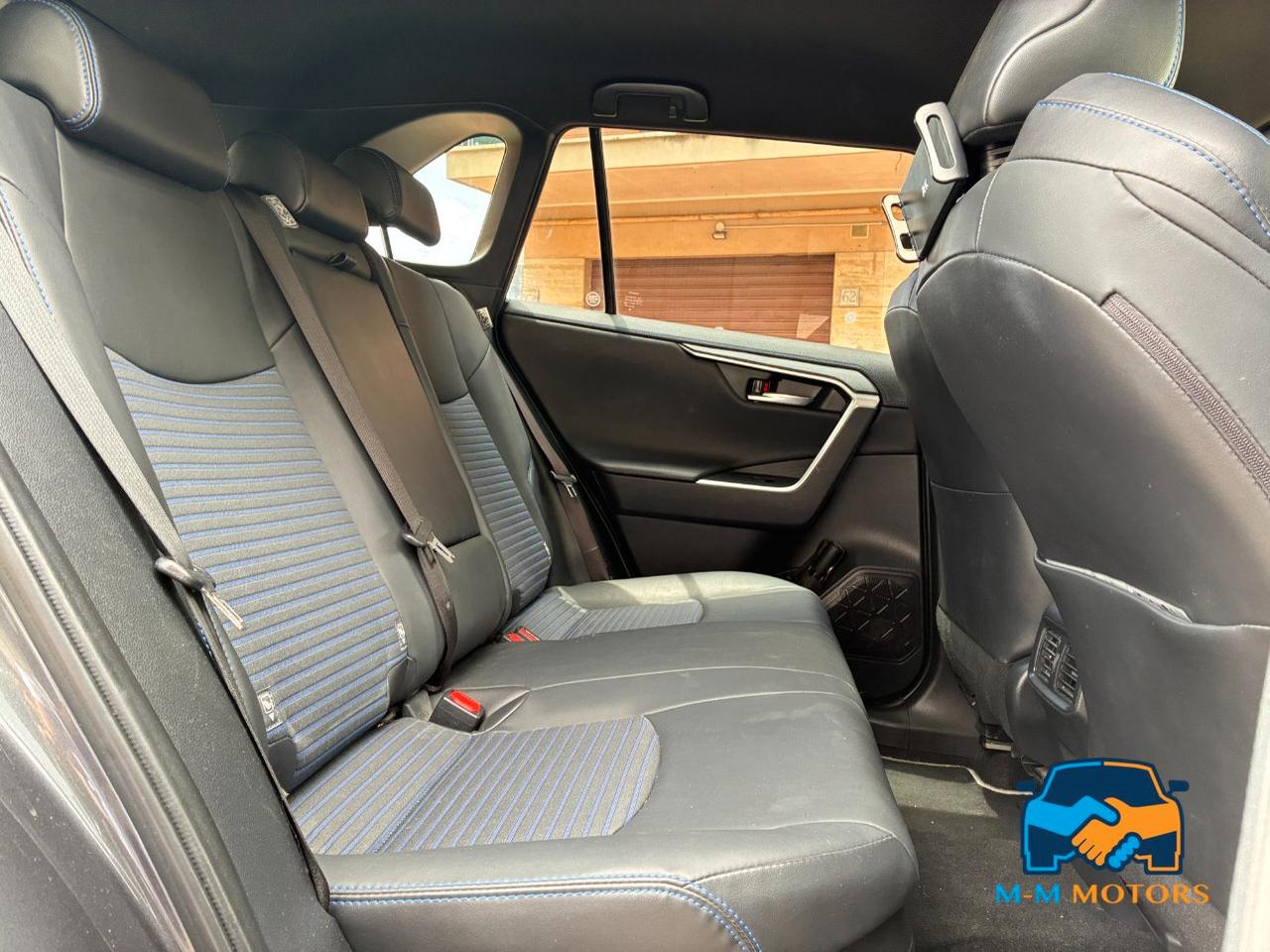 Toyota RAV4 2.5 H Style AWD-i 222 cv e-cvt