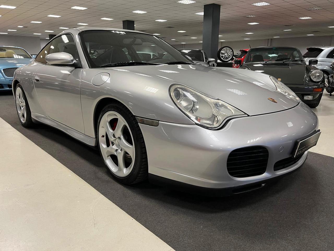 Porsche 911 Carrera 4S cat Coupé
