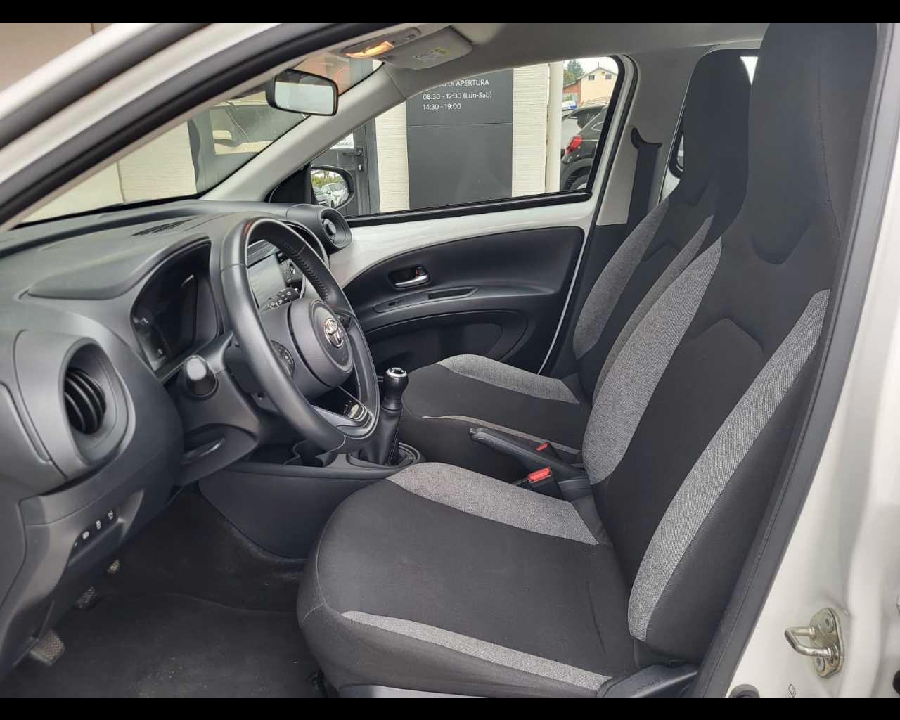 TOYOTA Aygo X - Aygo X 1.0 Active 72cv