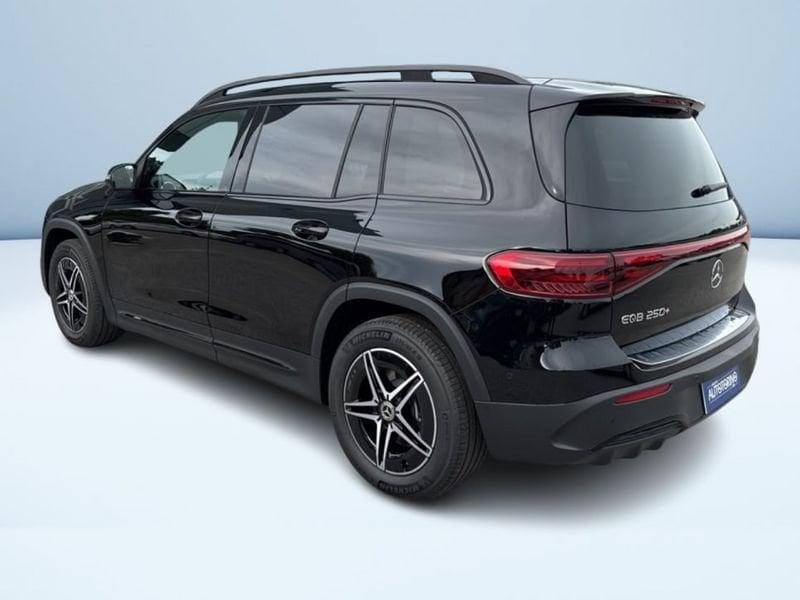 Mercedes-Benz EQB 250+ AMG Line Advanced