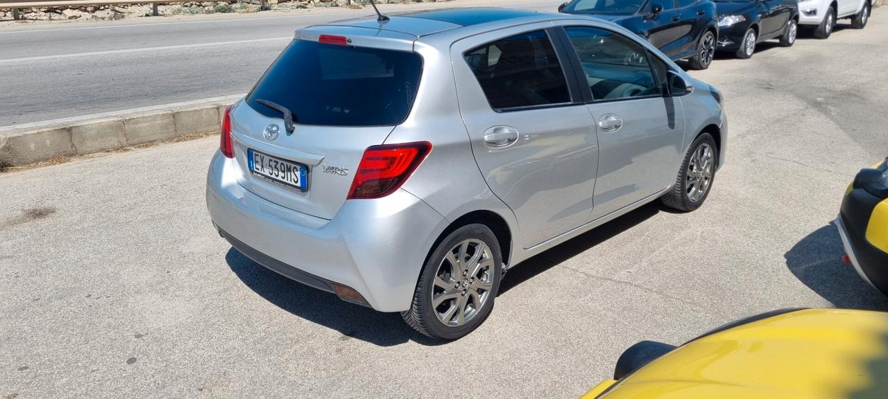 Toyota Yaris 1.4 D-4D 5 porte Lounge