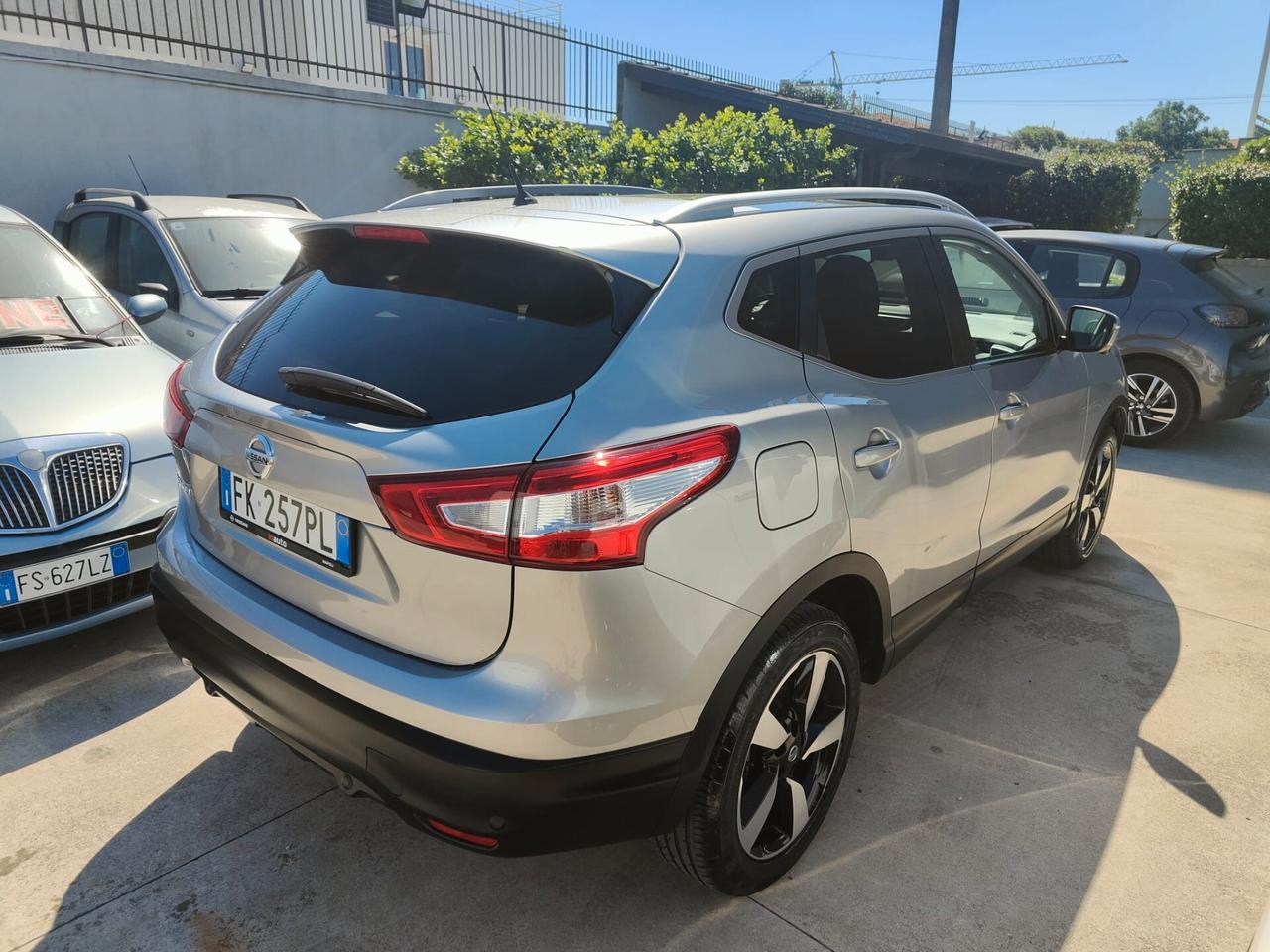 NISSAN QASHQAI 1.5 DiESEL -UNICO PRoPRIETARIO