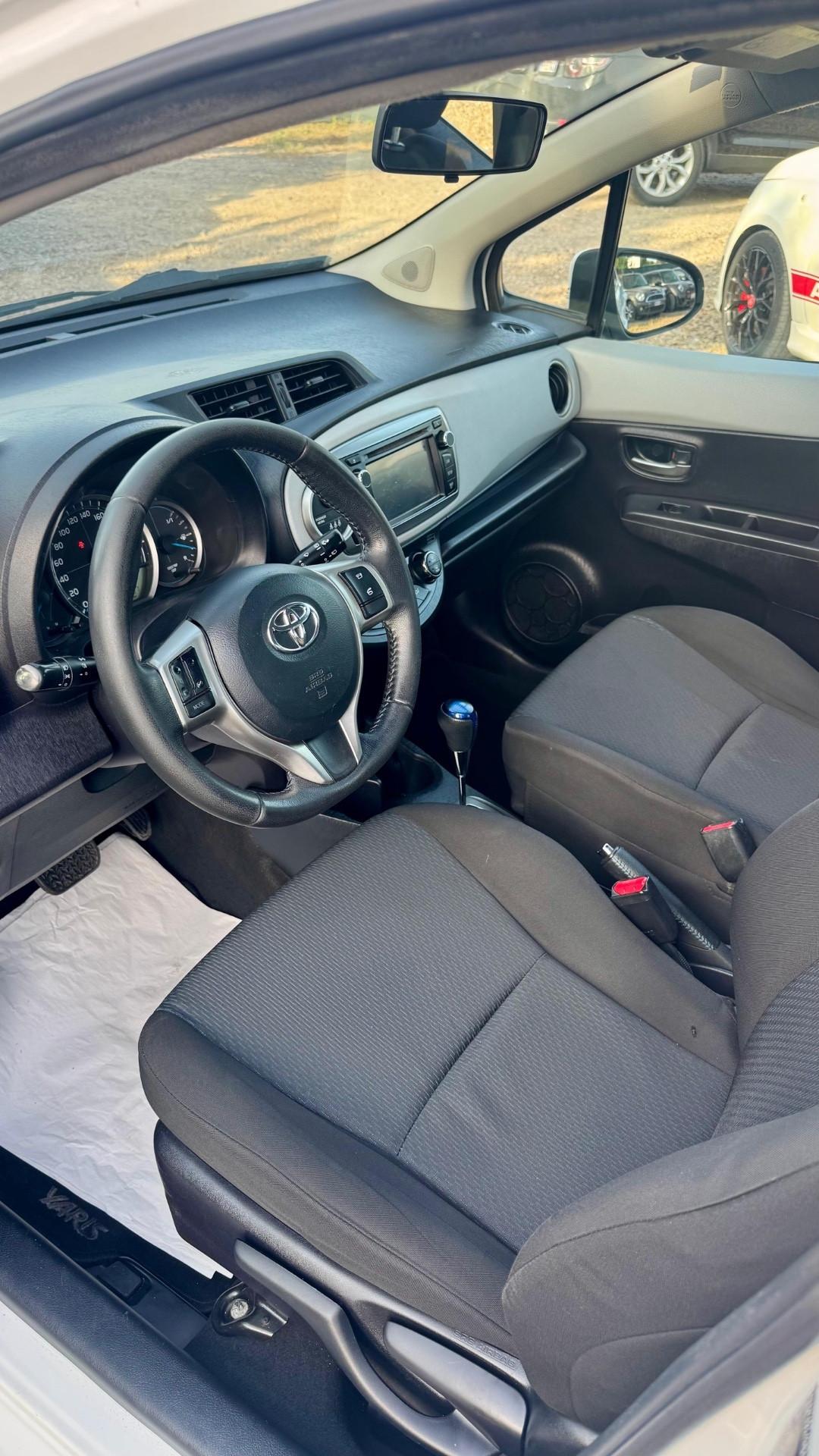 Toyota Yaris 1.5 Hybrid 5 porte Lounge Più