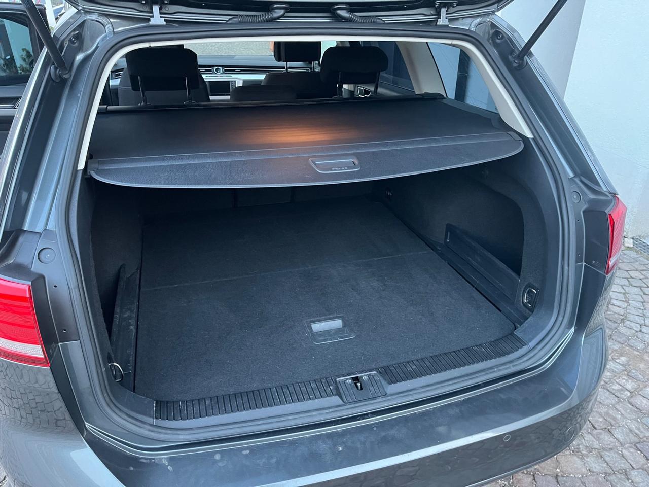 Volkswagen Passat Variant 2.0 TDI DSG Executive BlueMotion Tech.