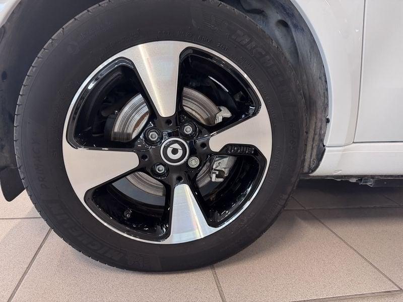 smart fortwo fortwo EQ cabrio Passion