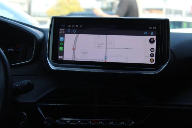 Peugeot 2008 1.2 puretech Allure 100cv con CarPlay