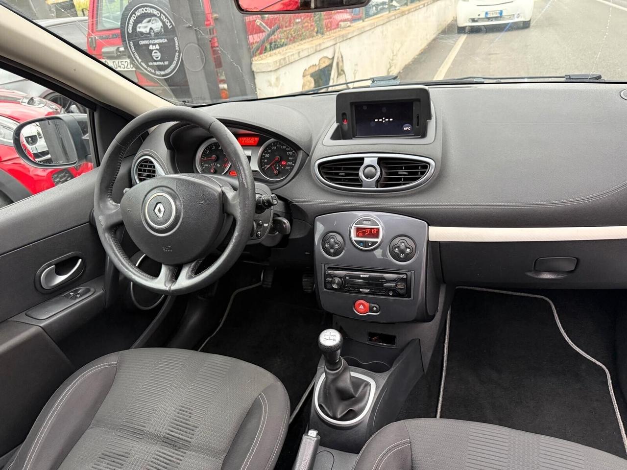 Renault Clio 1.2 16V 3 porte - Tetto - Full opt - Superprezzo