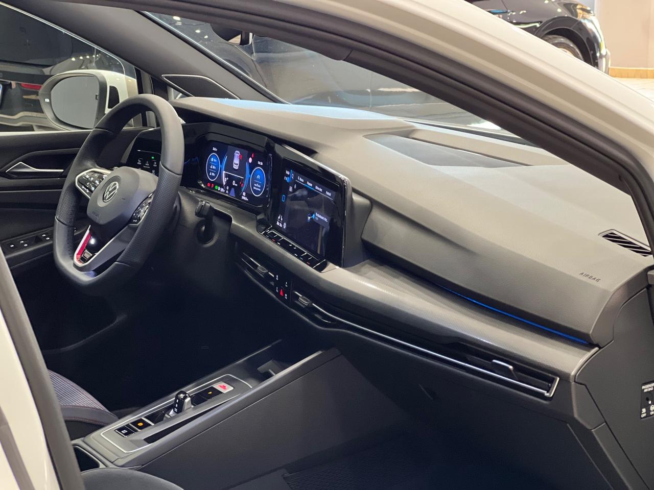 Volkswagen Golf GTI 2.0 TSI DSG