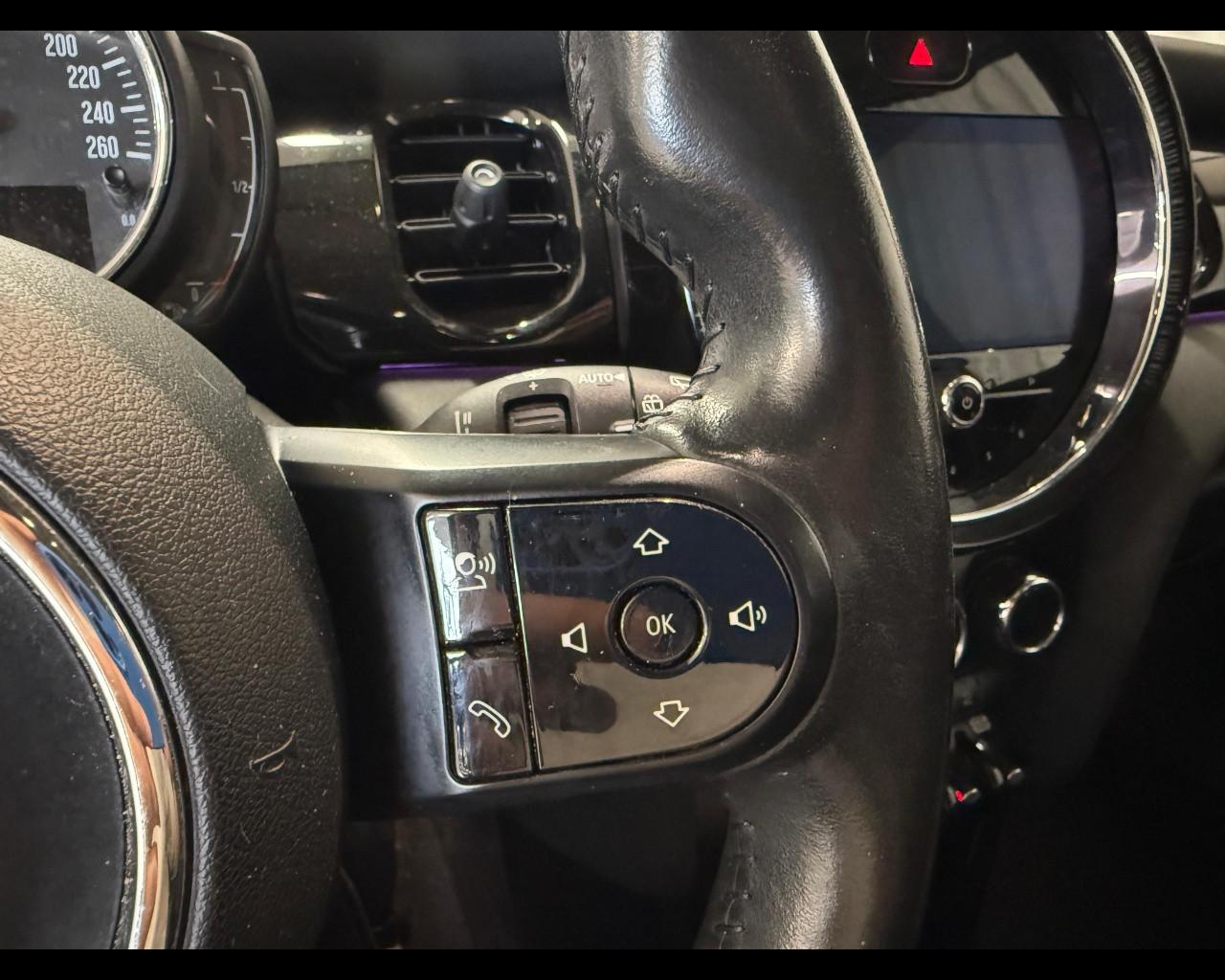 MINI Mini 5 porte (F55) - Mini 1.5 Cooper Classic 5 porte