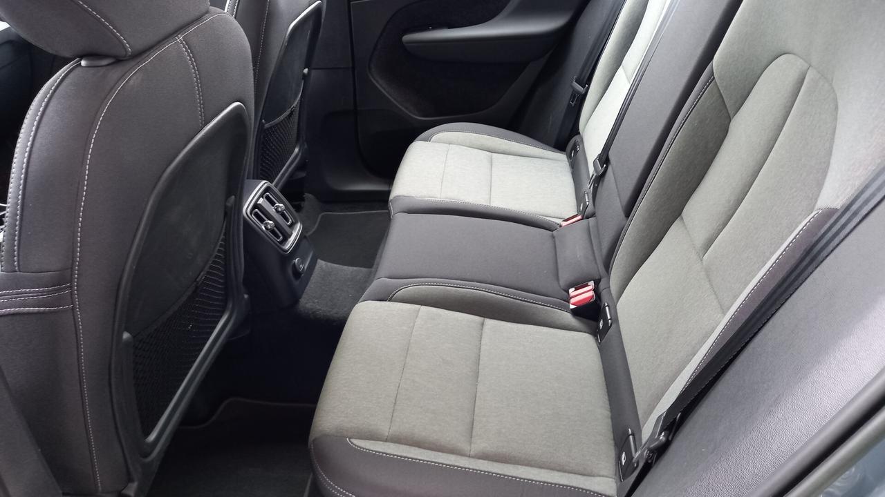 Volvo XC40 T4 Recharge Plug-in Hybrid automatico Core