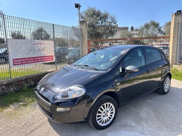 Fiat Punto Young 5 porte Lounge-2014