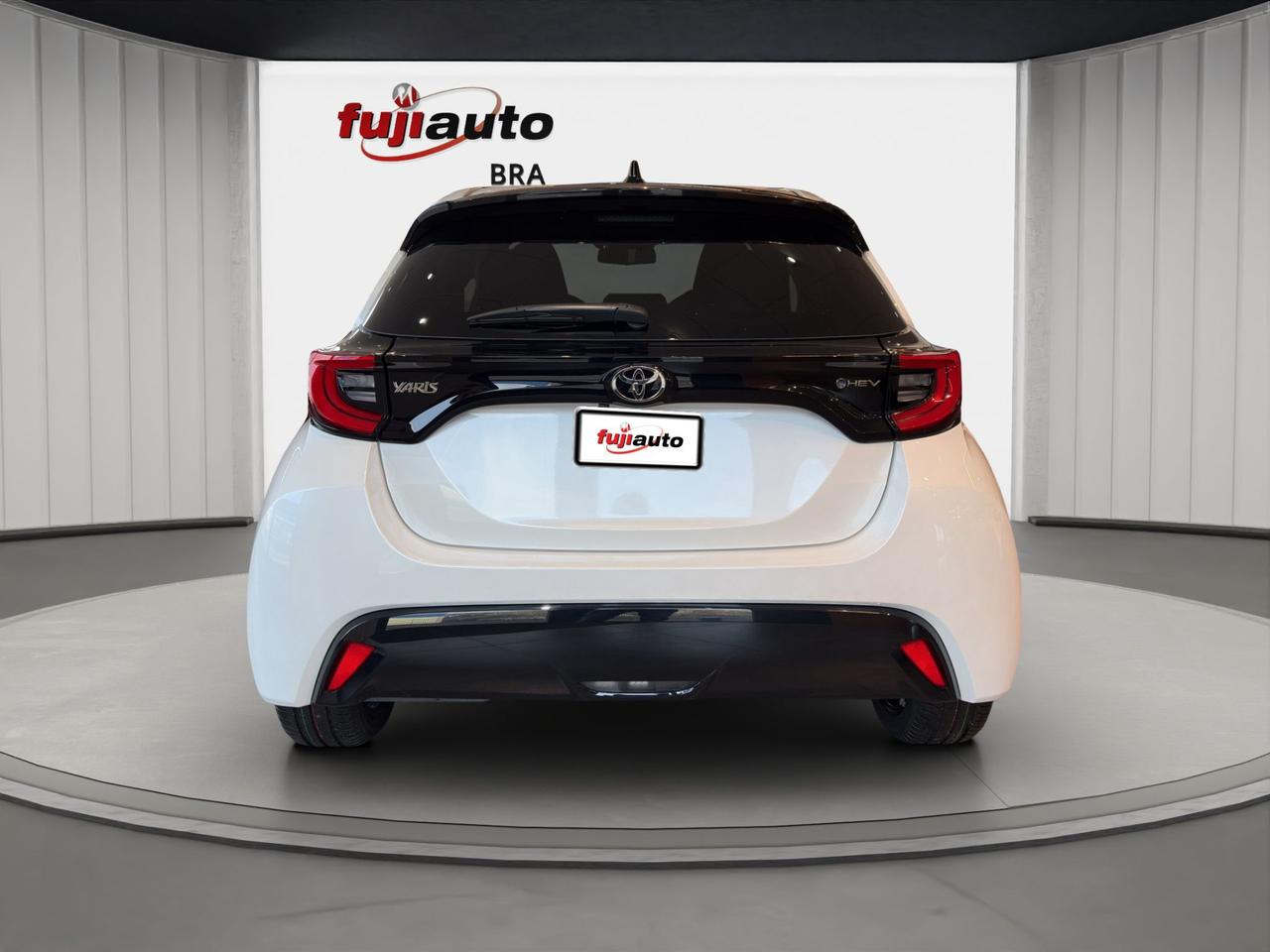 Toyota Yaris 1.5h 130 Lounge