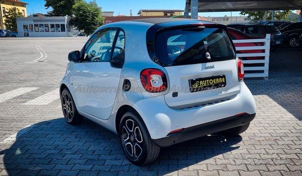 SMART FORTWO EQ Enel-X White