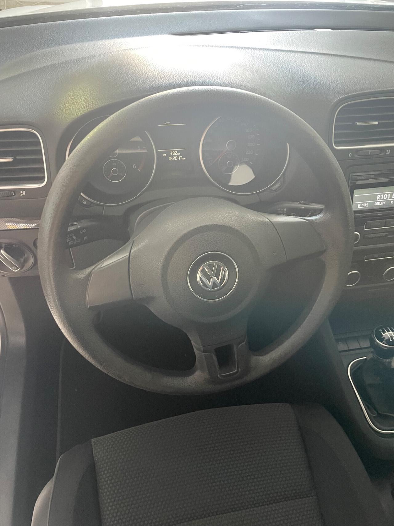 VOLKSWAGEN GOLF 1.6 TDI 5P COMFORTLINE