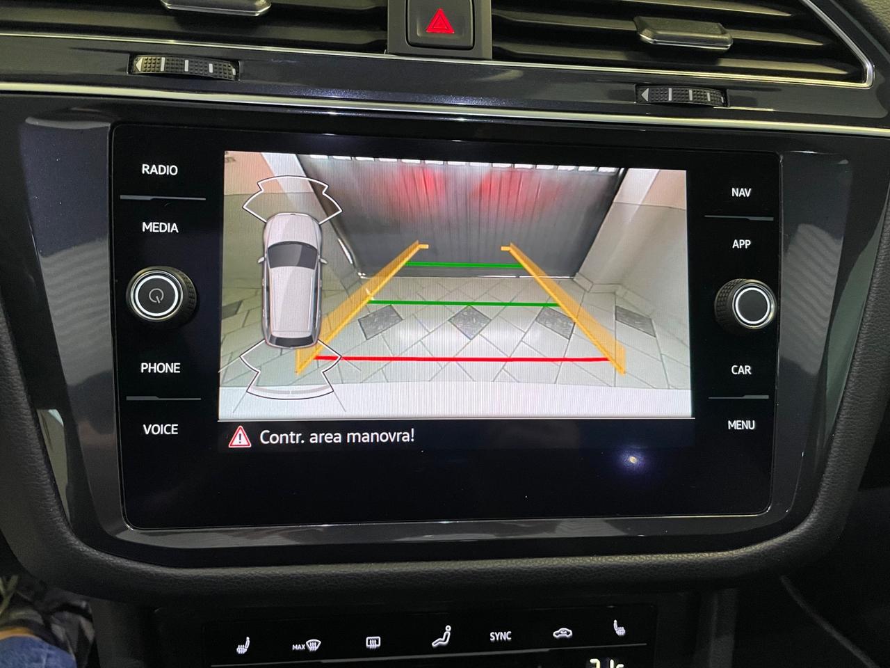 Volkswagen Tiguan Allspace 2.0 TDI 200 CV DSG 4MOTION R-Line Tetto