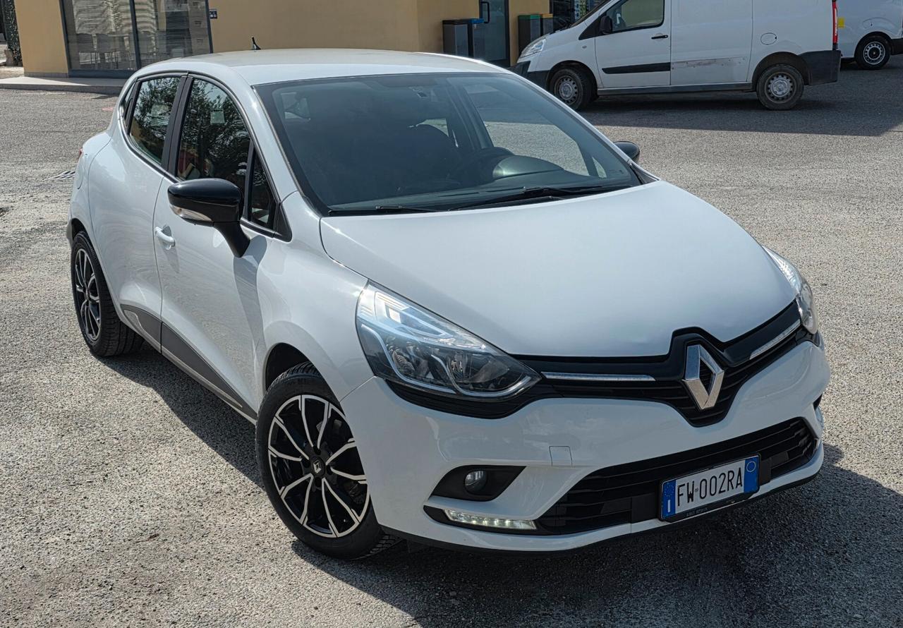 Renault Clio dCi 8V 75 CV 5 porte Duel2