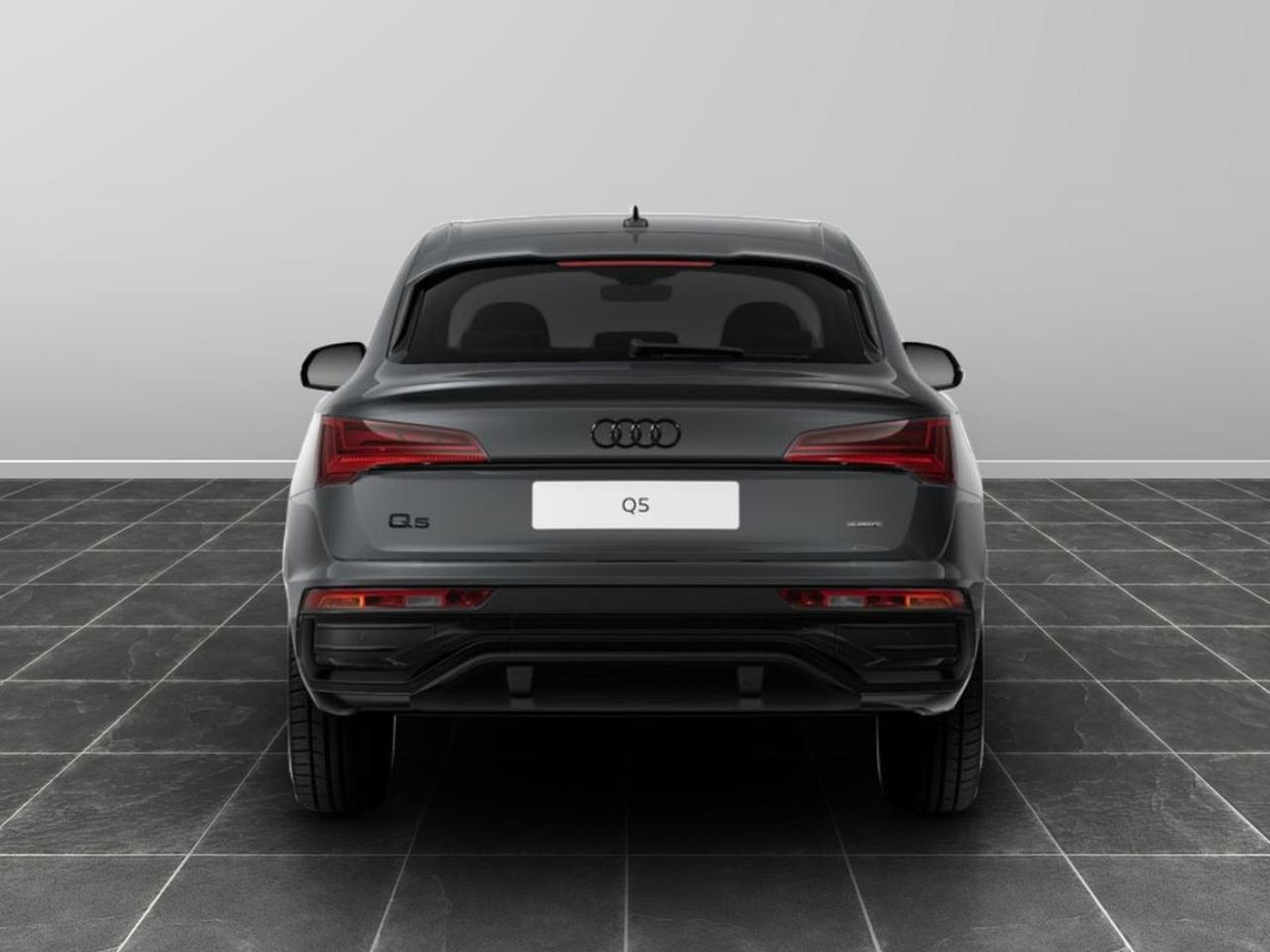 Audi Q5 sportback 40 2.0 tdi mhev 12v identity black quattro s tronic