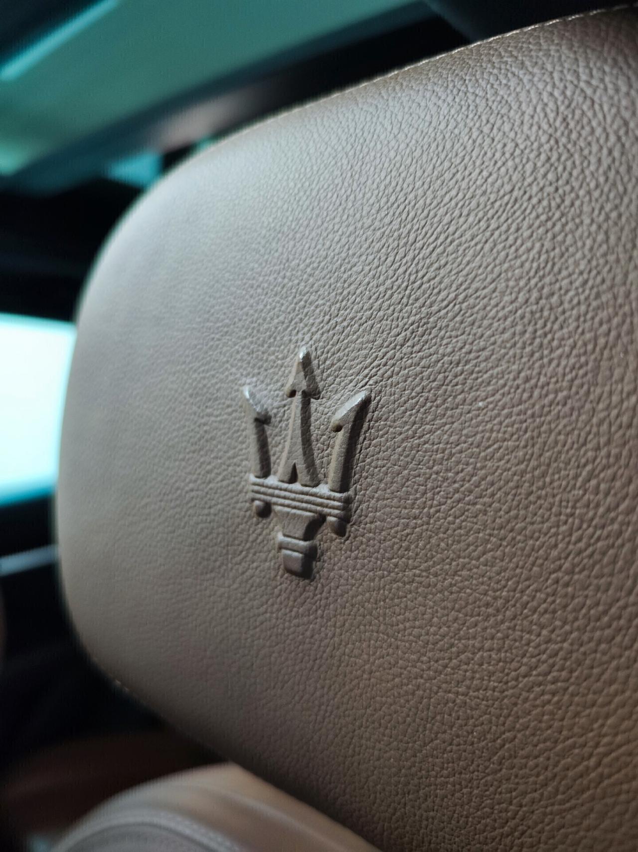 Maserati Levante V6 Diesel 250 CV AWD Granlusso Tetto