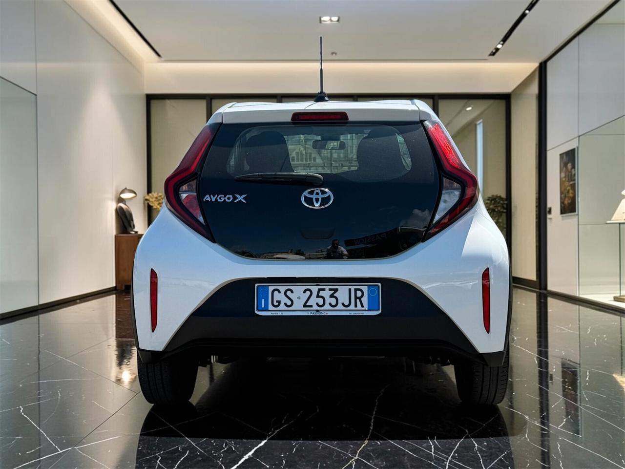 Toyota Aygo X 1.0 Active 72cv