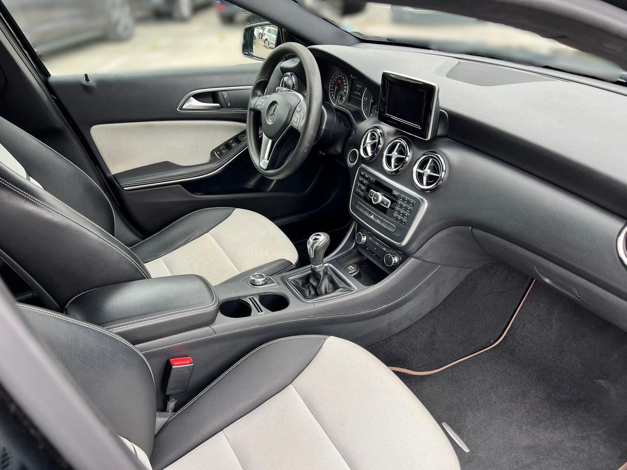 MERCEDES CLASSE A 180 1.5 CDI Premium - 2012