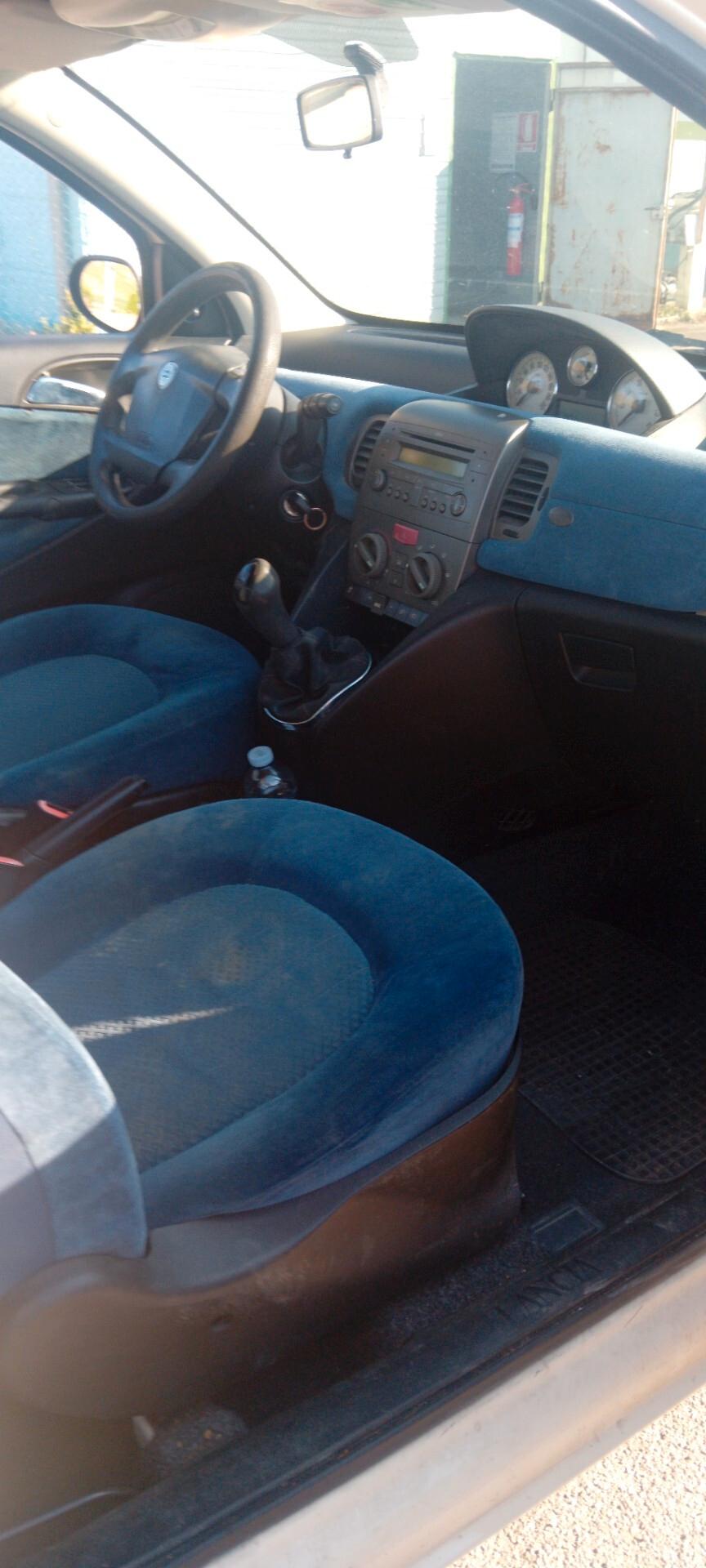 Lancia Ypsilon 1.3 Multijet