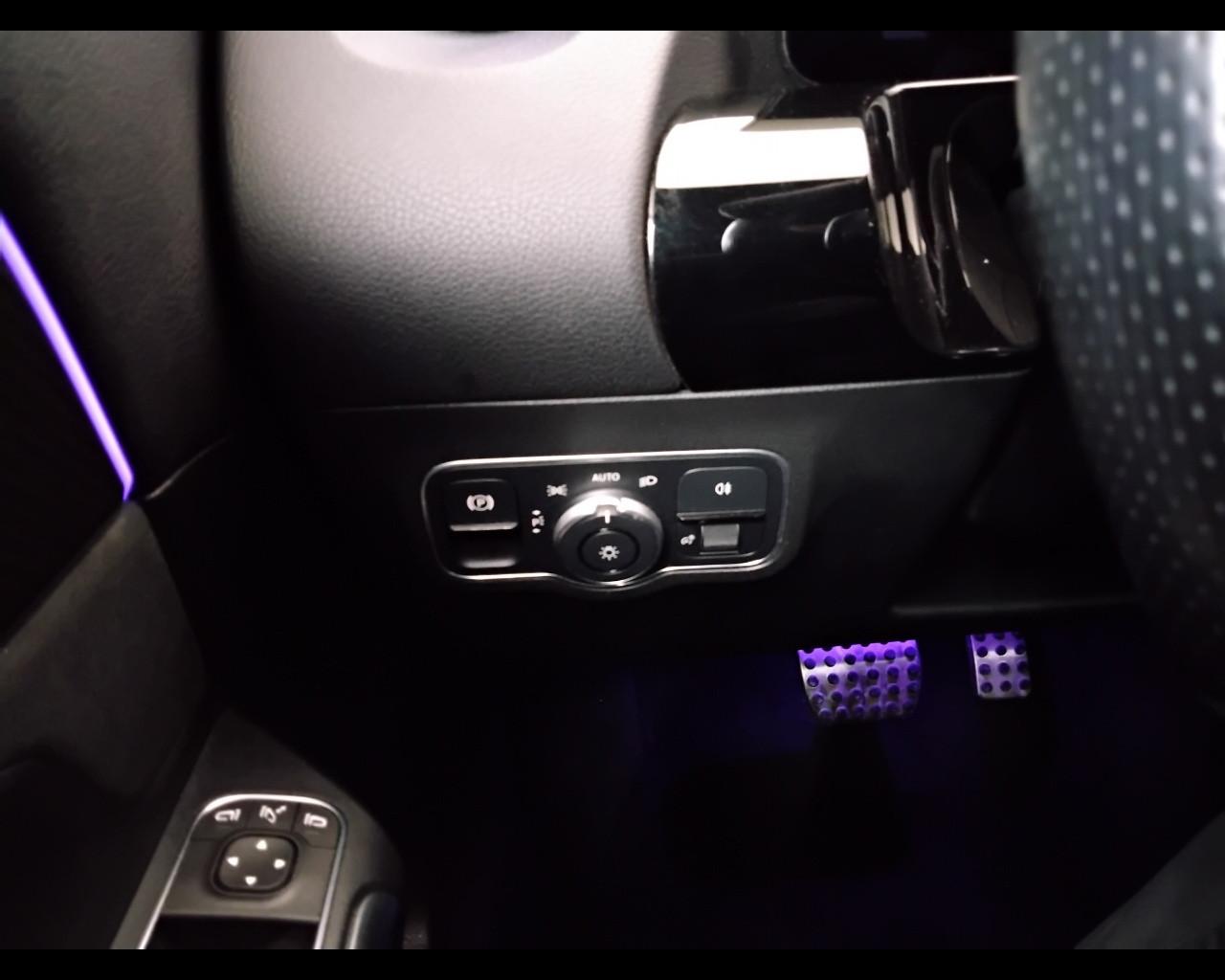 Mercedes-Benz GLA-H247 2020 - GLA 200 d Premium auto