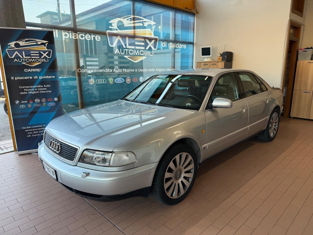 Audi A8 2.5TDI 150cv Manuale 6M