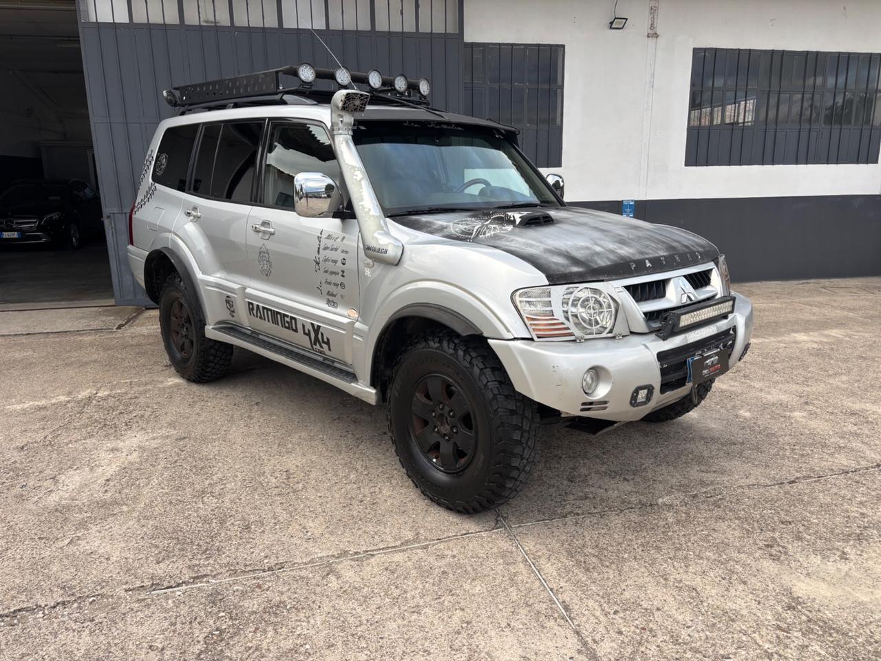 Mitsubishi Pajero 3.2 D. 7 posti. 4x4. Garanzia 12mesi