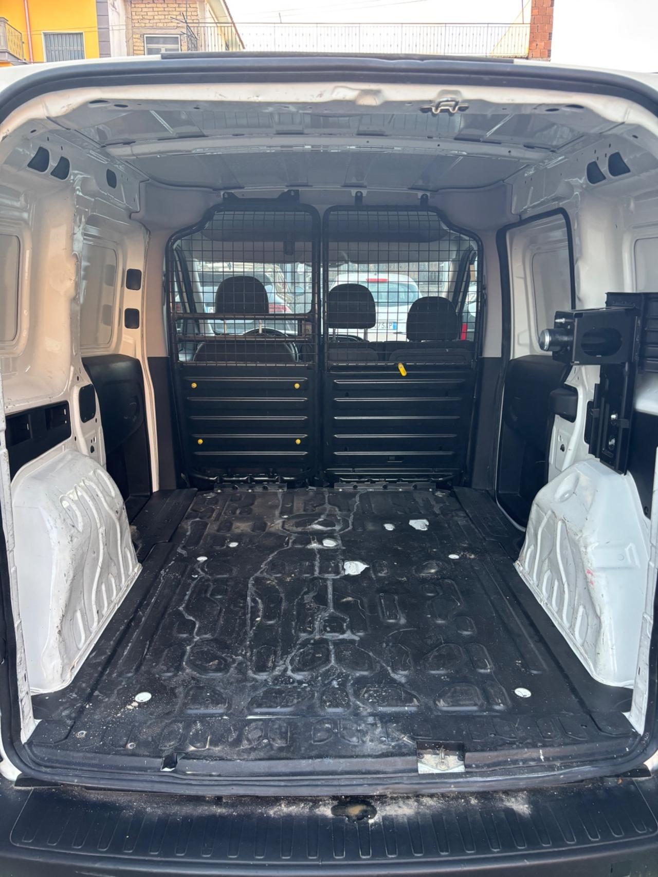 Fiat Doblo Doblò 1.4 T-Jet 16V Natural Power Lounge