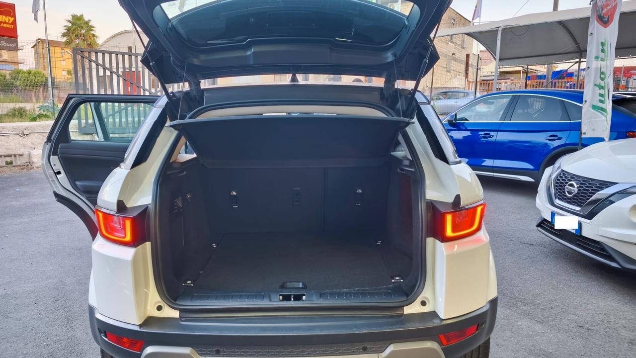 Land Rover Range Evoque 2.0 TD4 150 CV 5p. SE