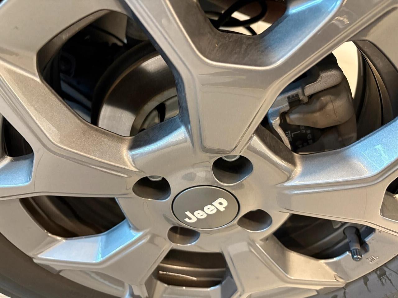 Jeep Avenger LONGITUDE 1.2 Turbo 100 CV 6mt SPOTICAR