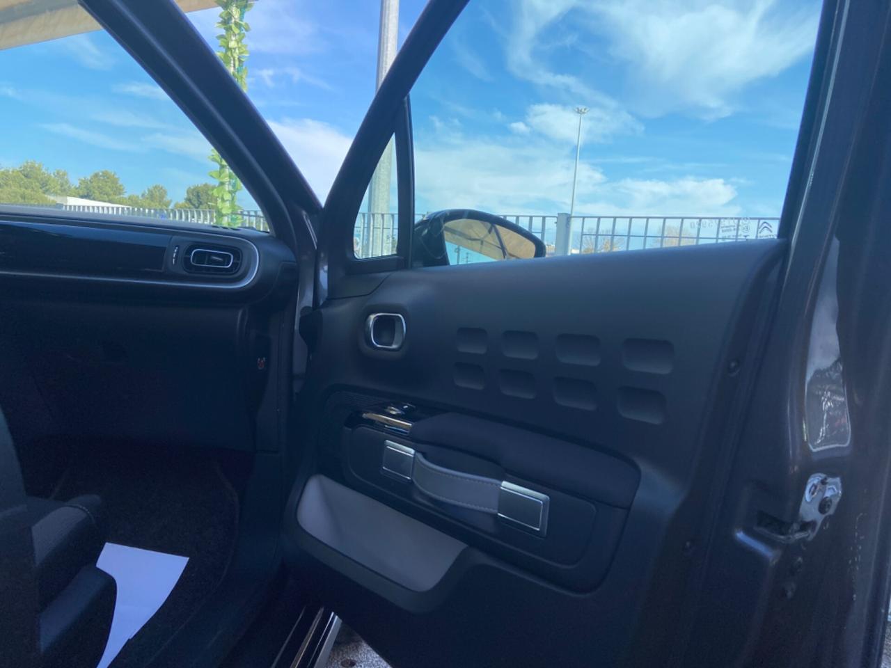 Citroen C3 1.2 BENZ SHINE 2018 NUOVA GARANZIA