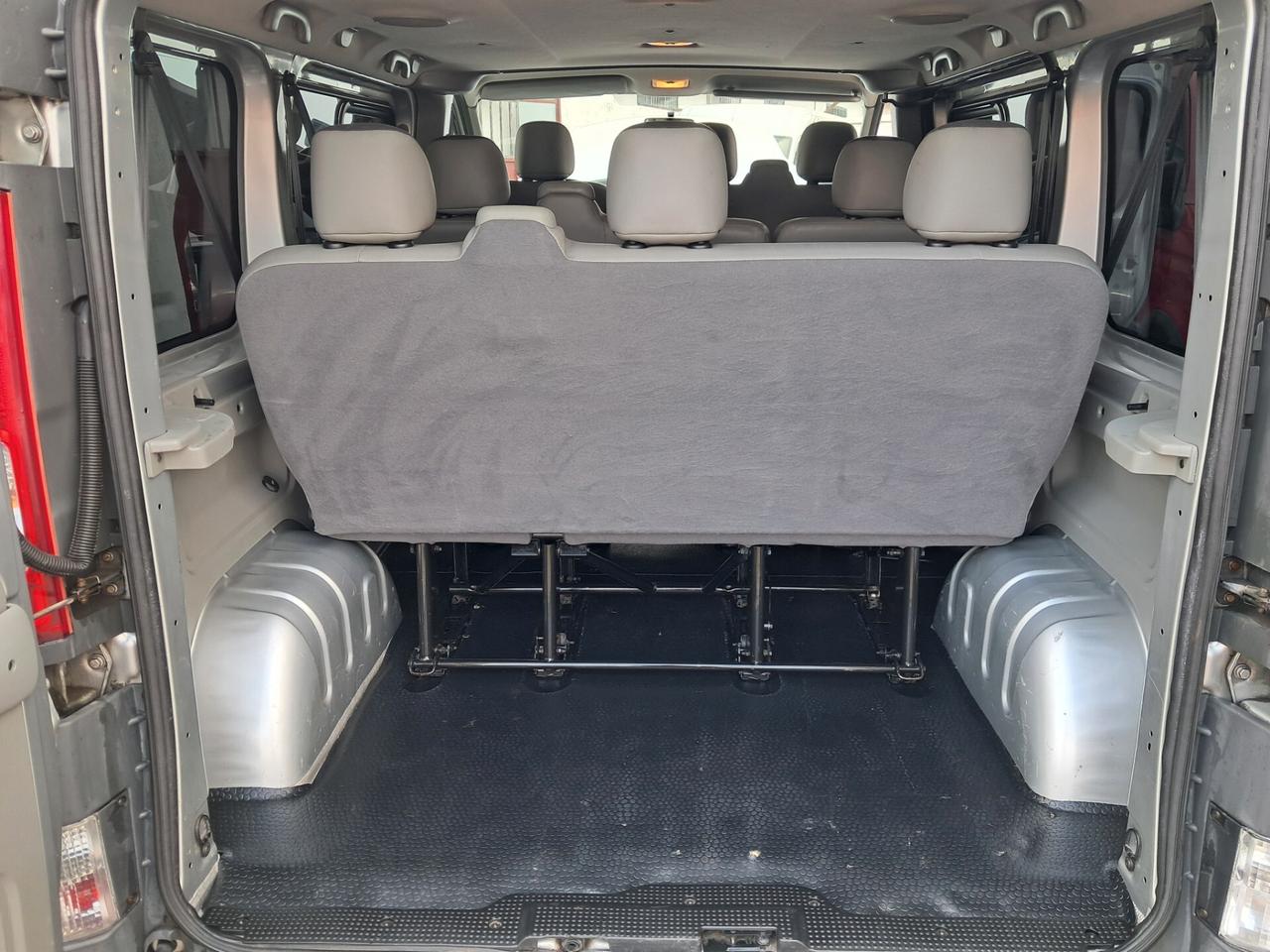 VIVARO 9 POSTI