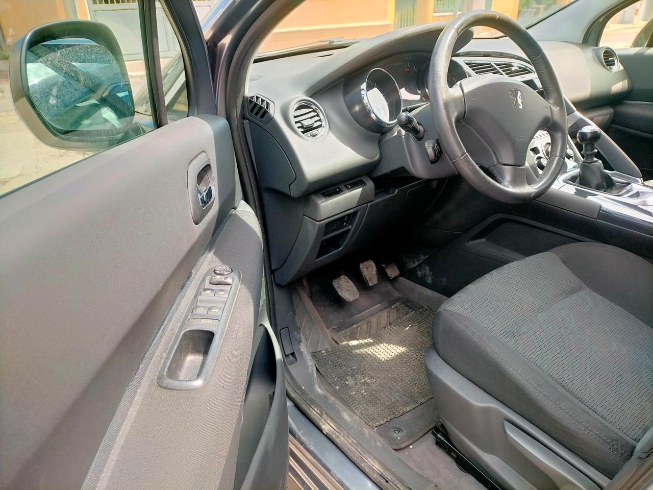 Peugeot 3008 1.6 HDi 115CV Active