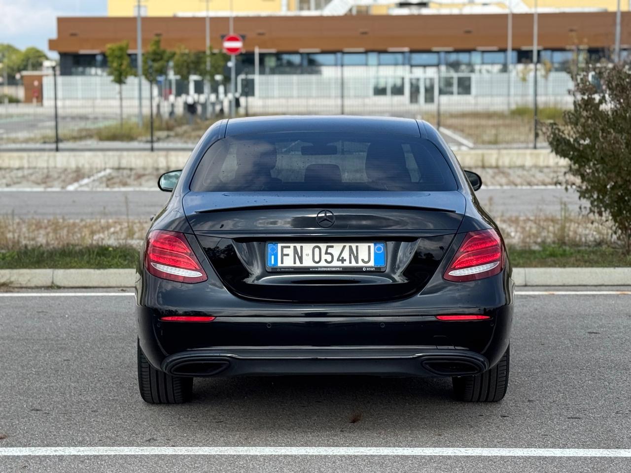Mercedes-benz E 200 d Auto Premium Plus
