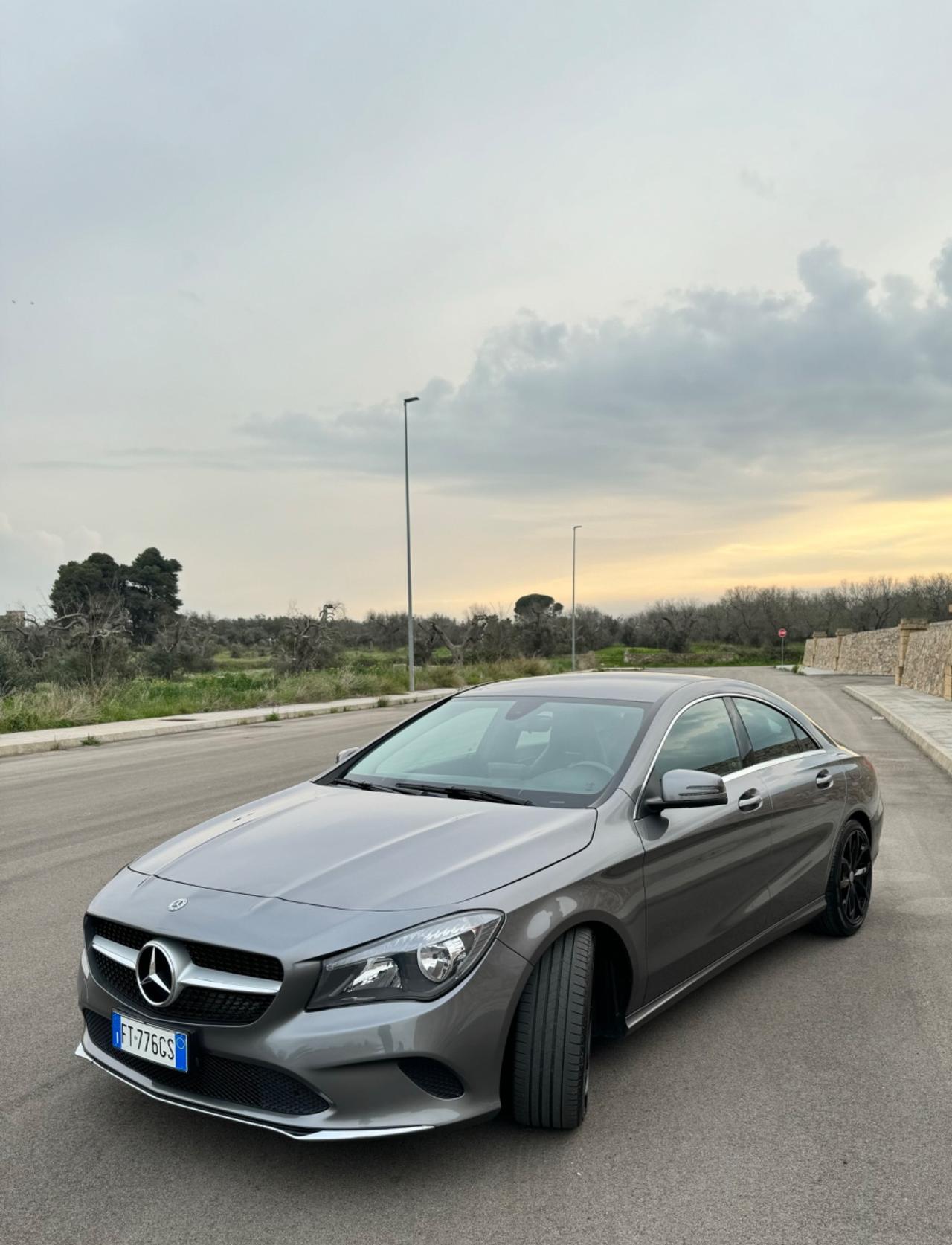 MERCEDES CLA 200 PREMIUM 2019