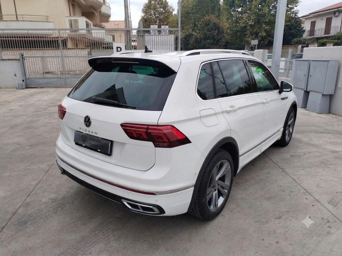 Volkswagen Tiguan 2.0 TDI 150 CV SCR DSG R-Line