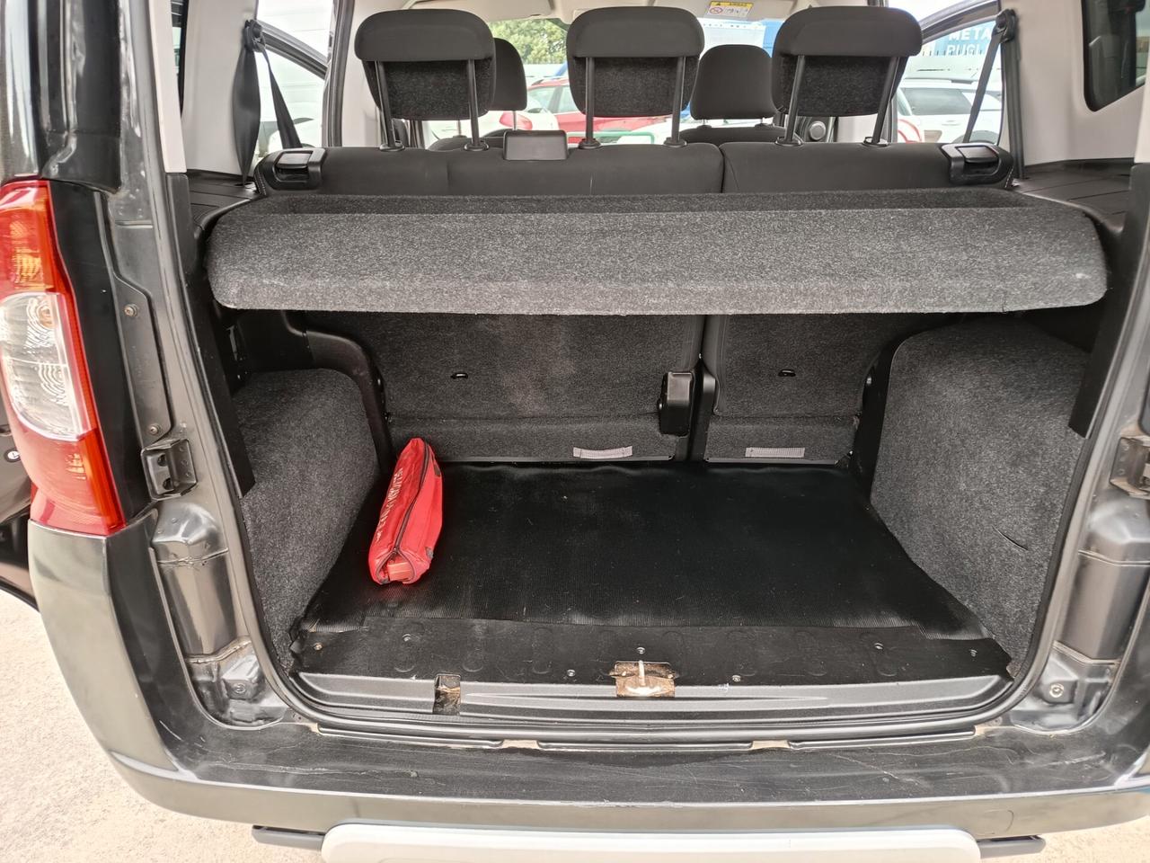 Fiat Qubo 1.3 MJT 95 CV Trekking