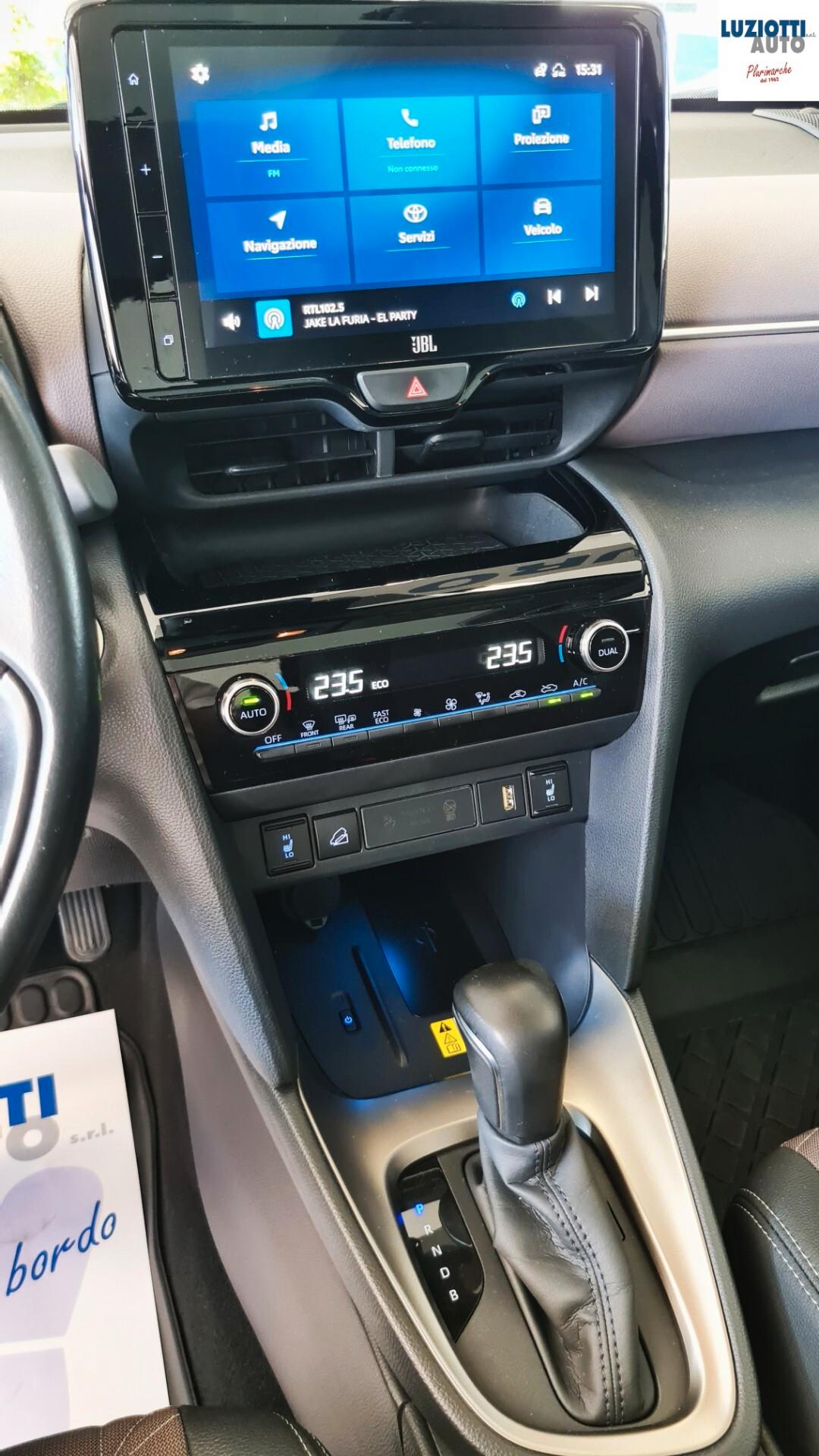 Toyota Yaris Cross 1.5 HYBRID 4WD LOUNGE