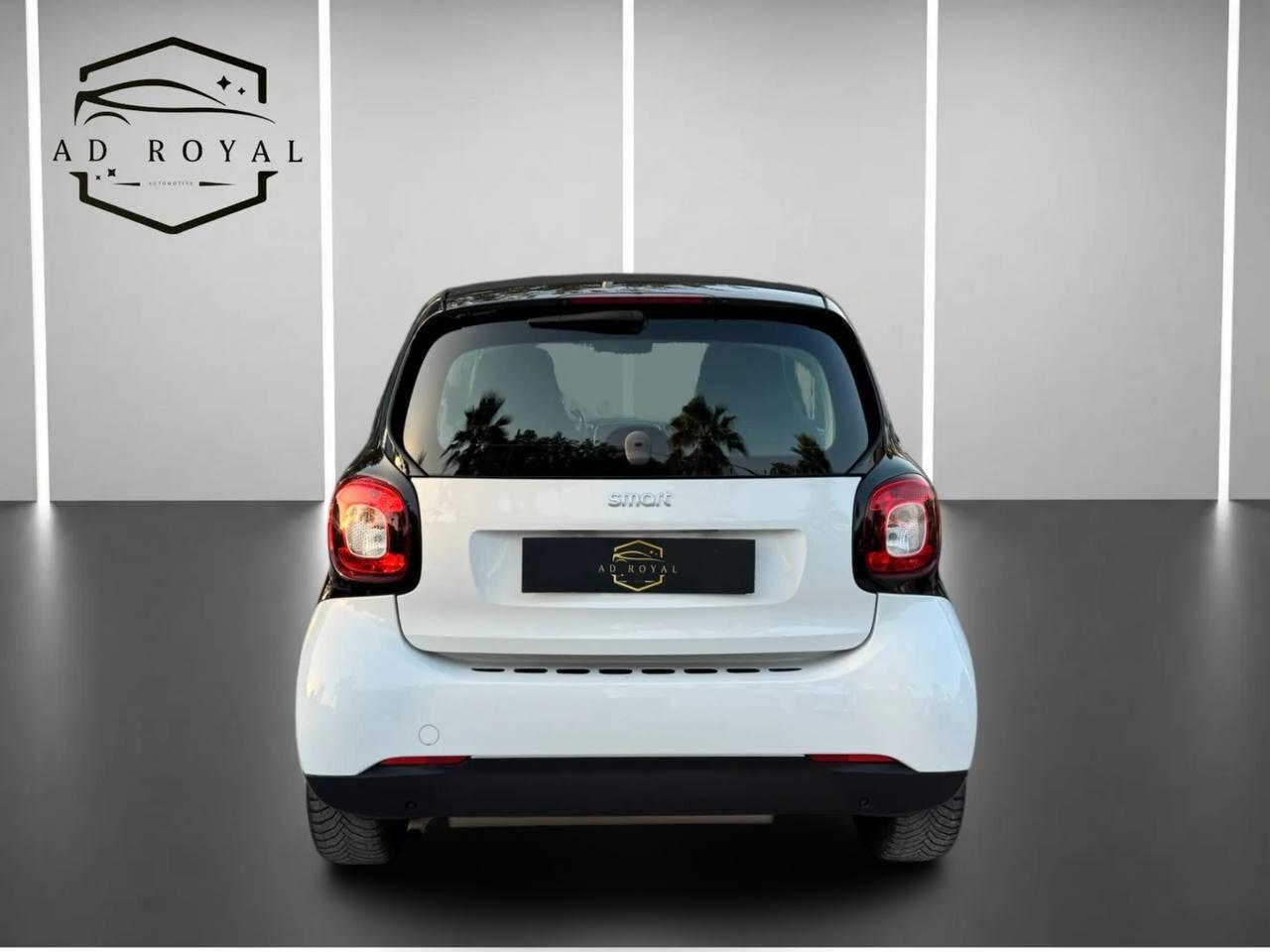 Smart ForTwo 70 1.0 Youngster 10/2017