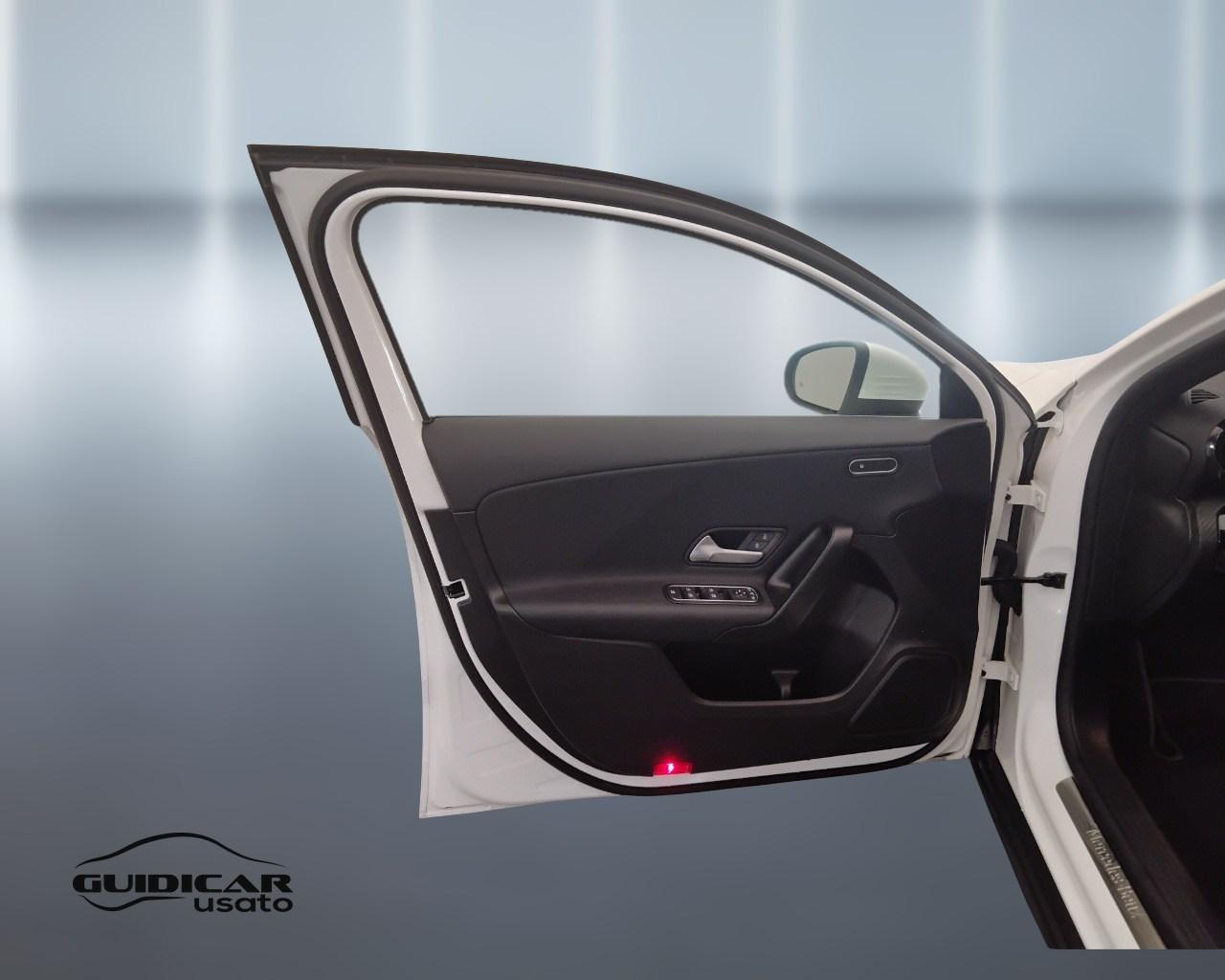 Mercedes-Benz Classe A - W177 2023 - A 180 d Advanced auto