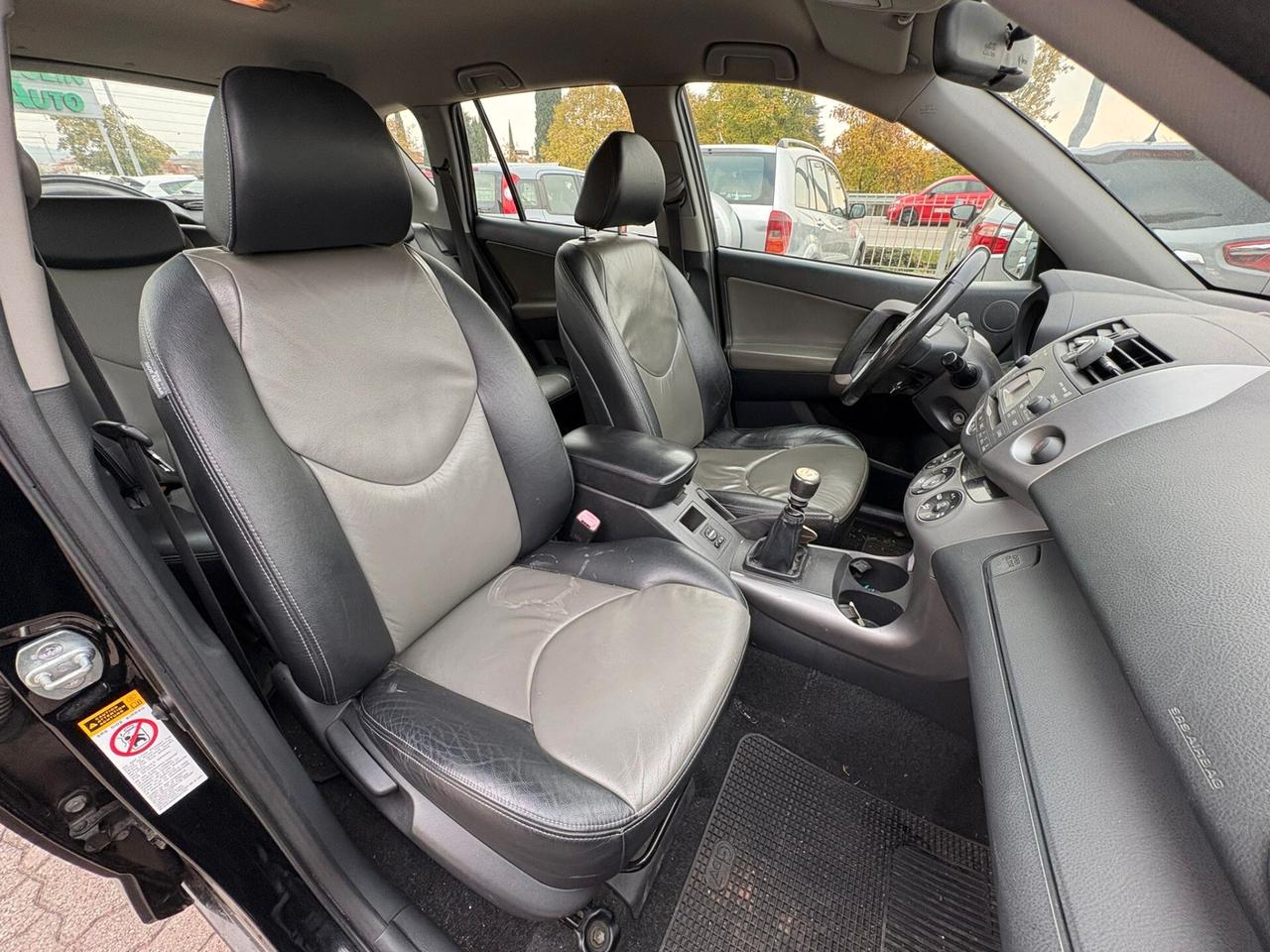 TOYOTA RAV 4 2.2 D INTERNO PELLE GANCIO TRAINO