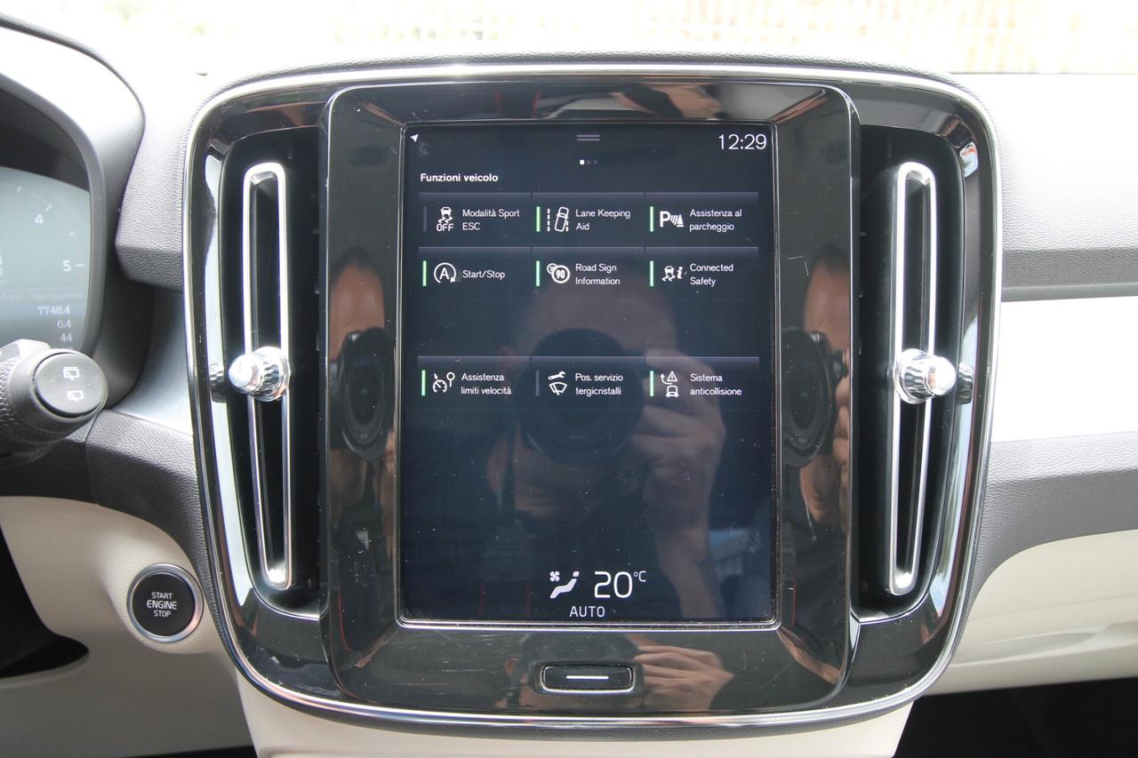 Volvo XC40 2.0 D3 150cv Momentum Geartronic | 2019