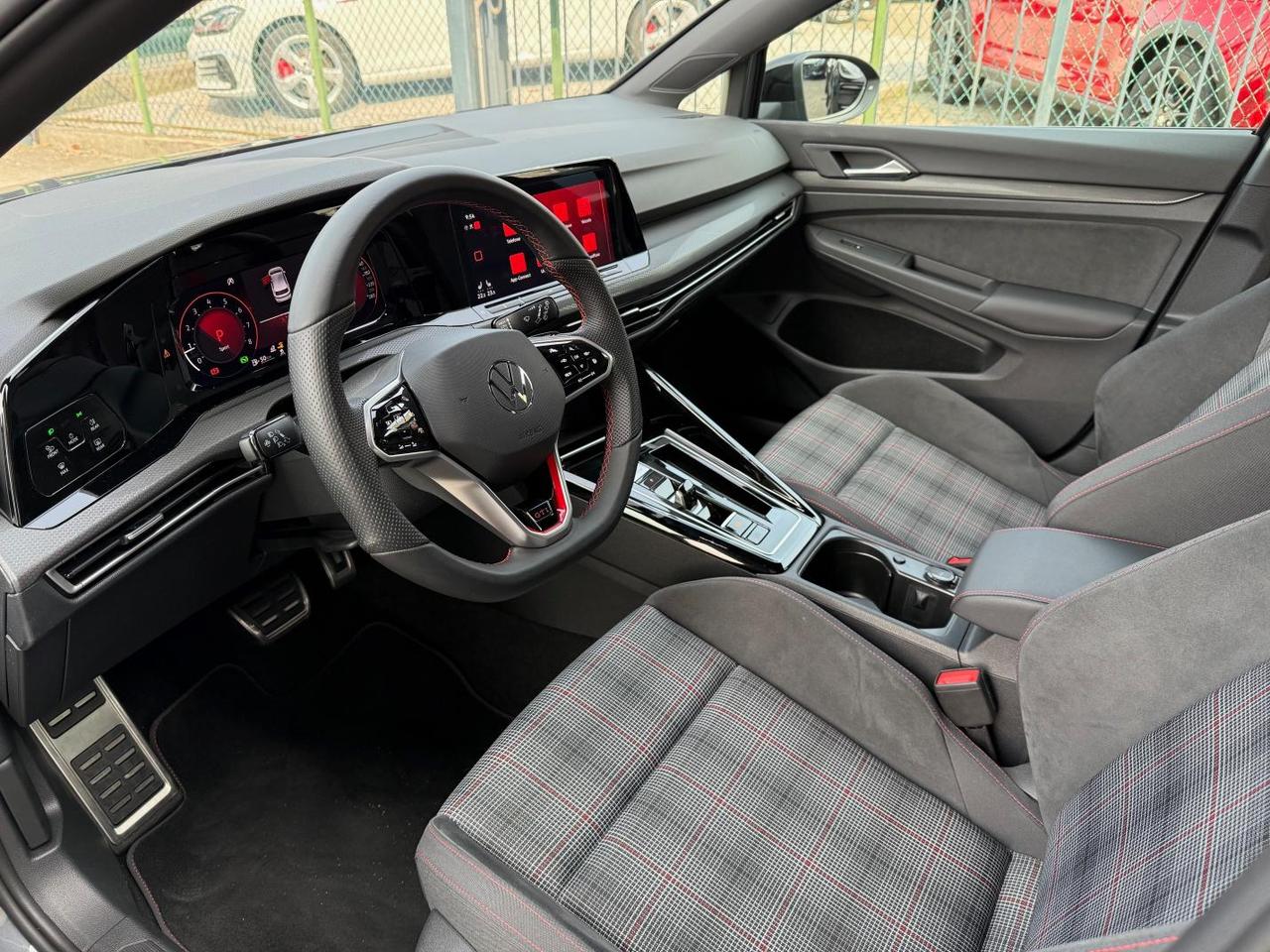 Volkswagen Golf 2.0 tsi GTI 245cv dsg