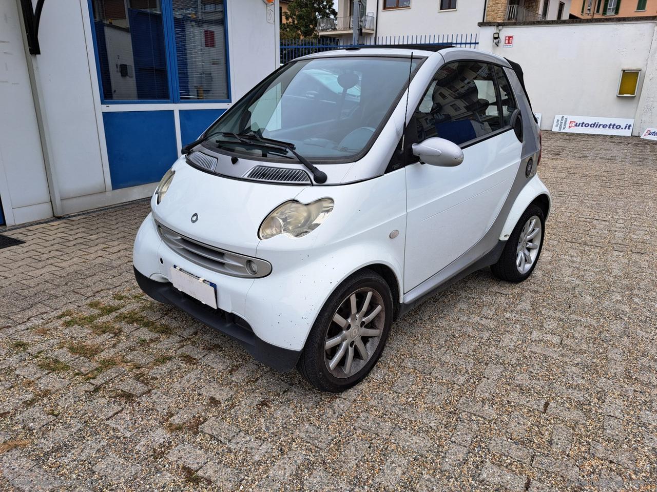 SMART fortwo cabrio grandstyle