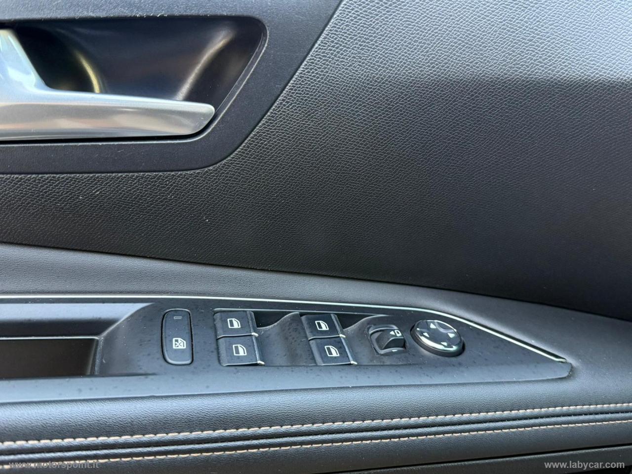 PEUGEOT 5008 BlueHDi 130 S&S EAT8 GT Line