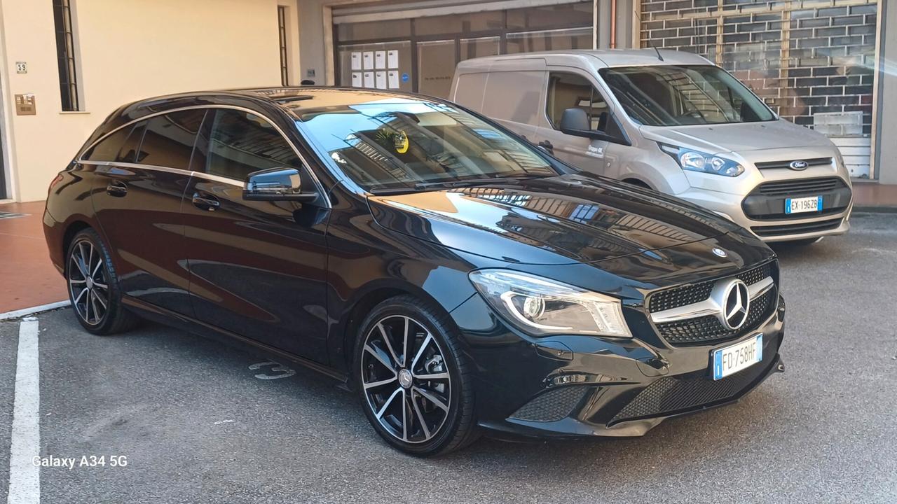 CLA 200 D SW AUTOMATIC PREMIUM DARK NIGHT