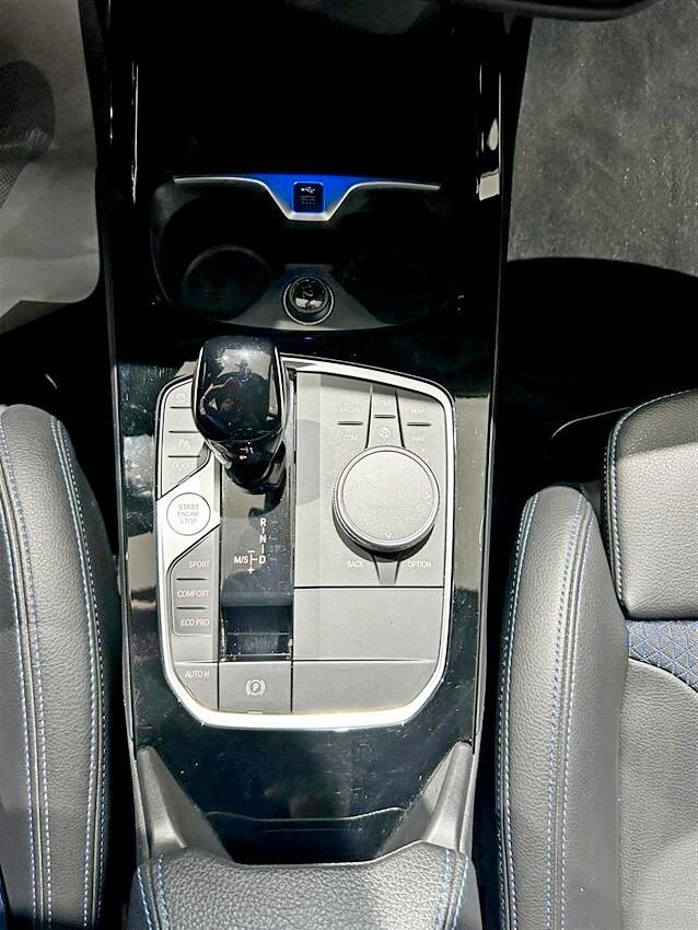 Bmw 118 118d 5p. Msport